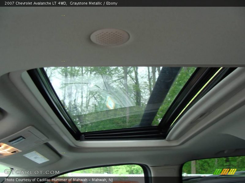 Graystone Metallic / Ebony 2007 Chevrolet Avalanche LT 4WD