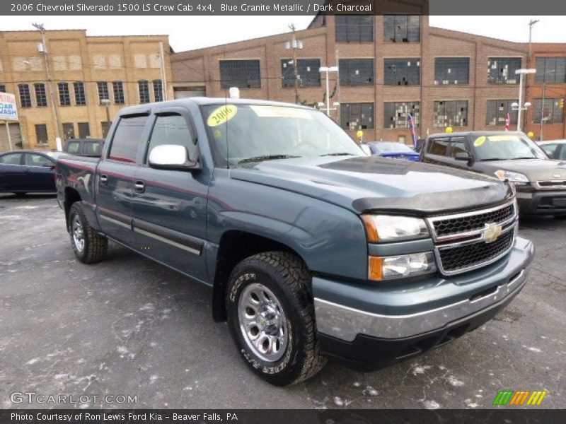Front 3/4 View of 2006 Silverado 1500 LS Crew Cab 4x4