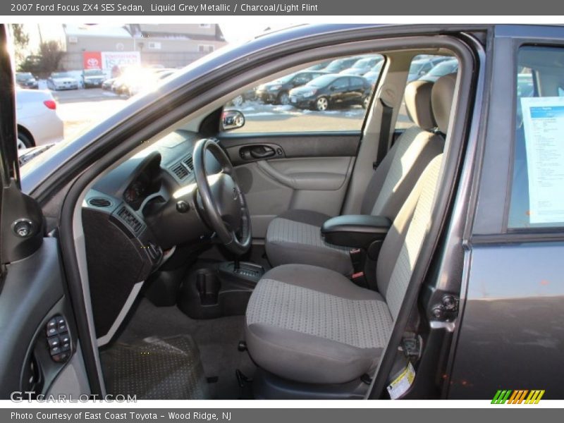 Liquid Grey Metallic / Charcoal/Light Flint 2007 Ford Focus ZX4 SES Sedan
