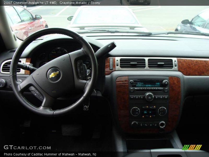Graystone Metallic / Ebony 2007 Chevrolet Avalanche LT 4WD