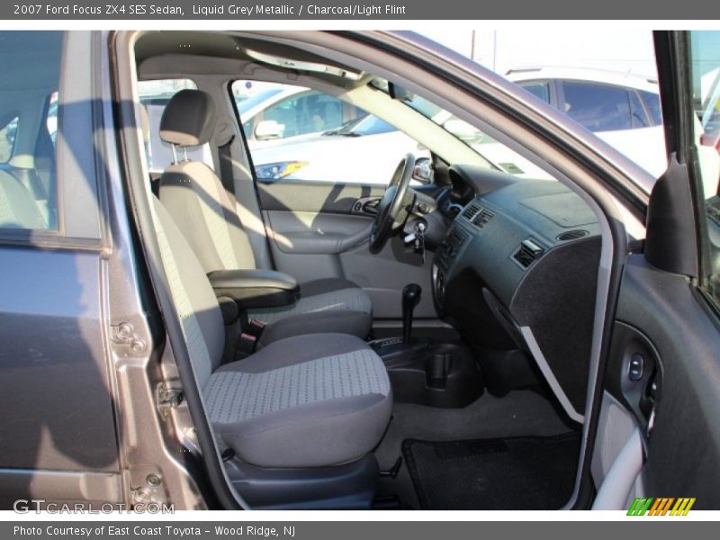 Liquid Grey Metallic / Charcoal/Light Flint 2007 Ford Focus ZX4 SES Sedan