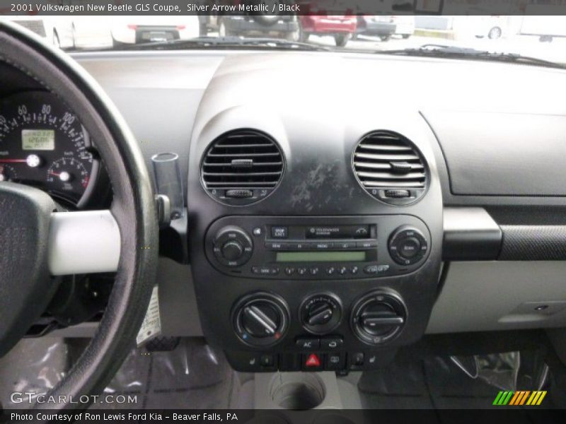 Silver Arrow Metallic / Black 2001 Volkswagen New Beetle GLS Coupe