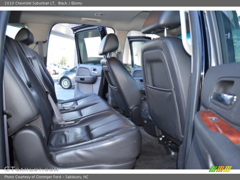 Black / Ebony 2010 Chevrolet Suburban LT