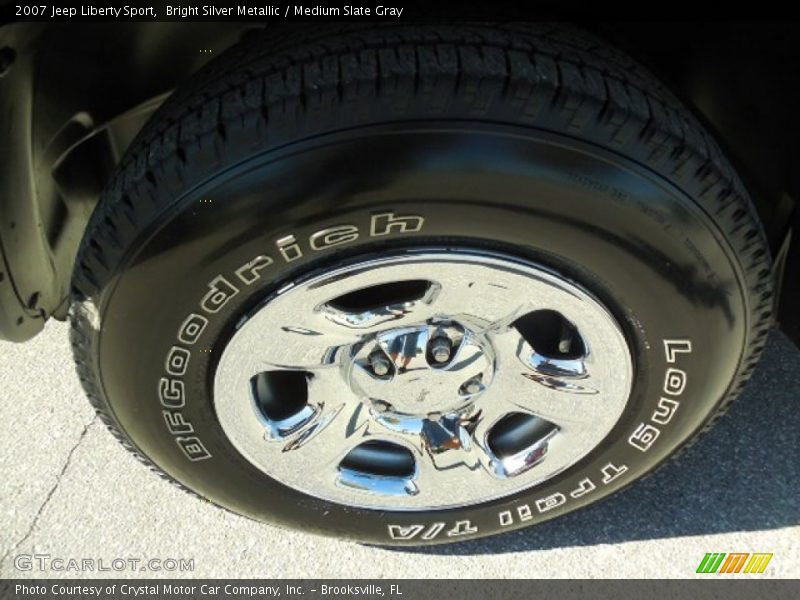 Bright Silver Metallic / Medium Slate Gray 2007 Jeep Liberty Sport