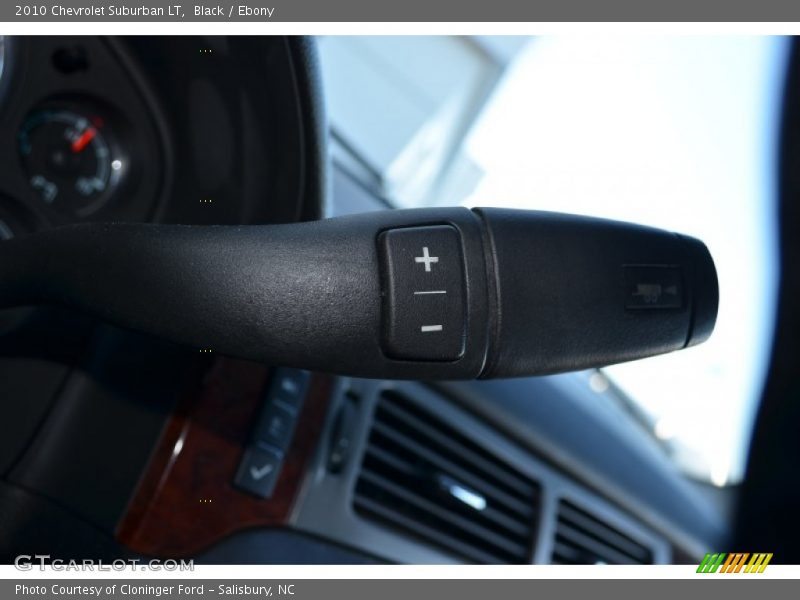Black / Ebony 2010 Chevrolet Suburban LT