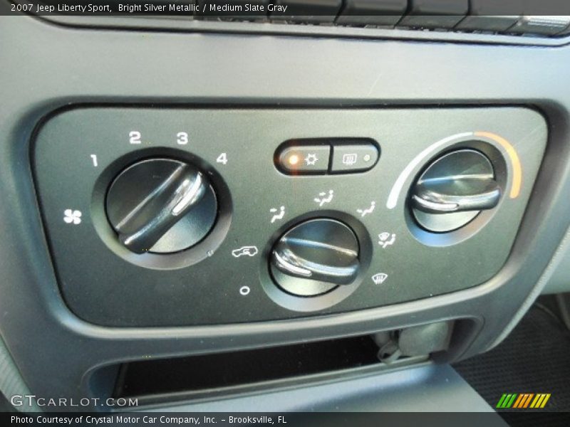 Bright Silver Metallic / Medium Slate Gray 2007 Jeep Liberty Sport