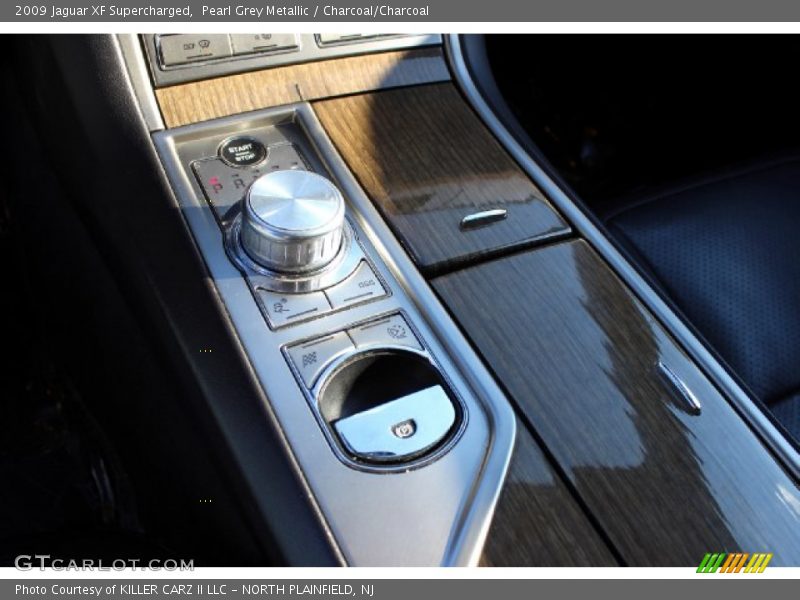 Pearl Grey Metallic / Charcoal/Charcoal 2009 Jaguar XF Supercharged