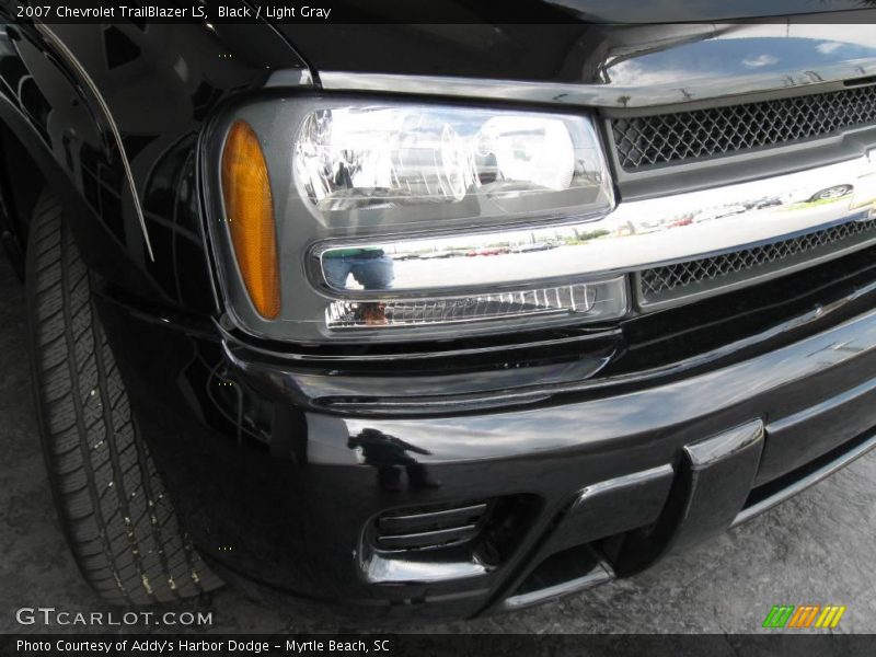 Black / Light Gray 2007 Chevrolet TrailBlazer LS