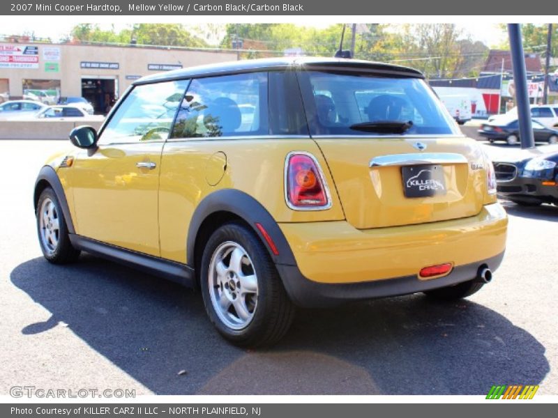 Mellow Yellow / Carbon Black/Carbon Black 2007 Mini Cooper Hardtop