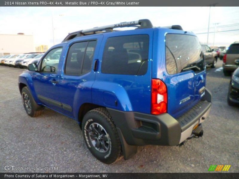  2014 Xterra PRO-4X 4x4 Metallic Blue