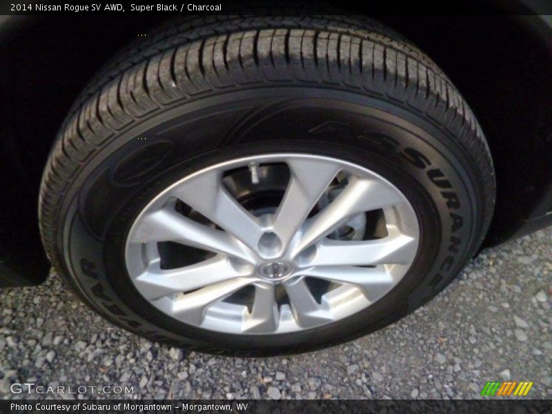 Super Black / Charcoal 2014 Nissan Rogue SV AWD