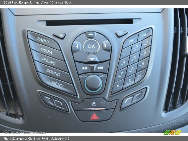 Ingot Silver / Charcoal Black 2014 Ford Escape S