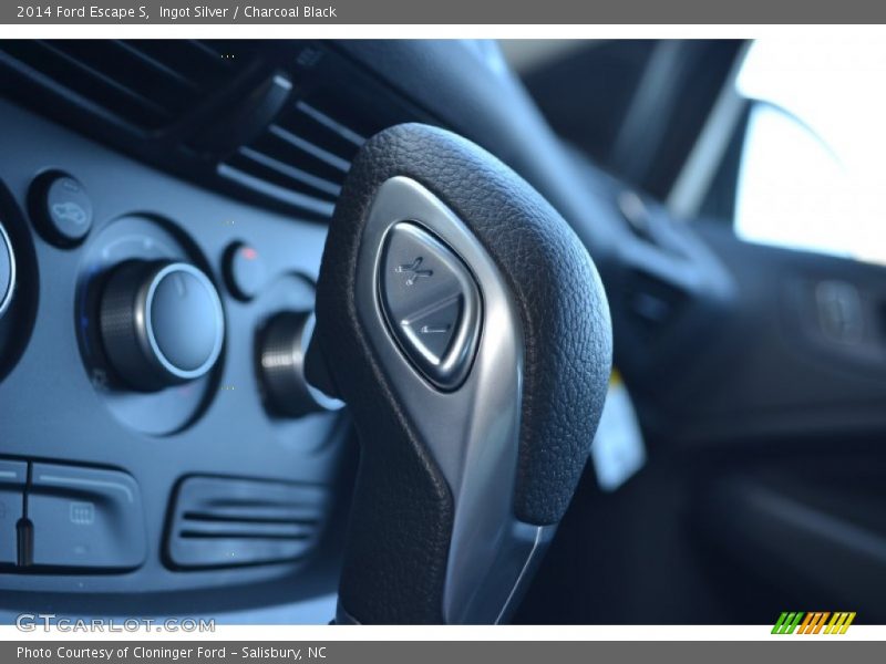 Ingot Silver / Charcoal Black 2014 Ford Escape S
