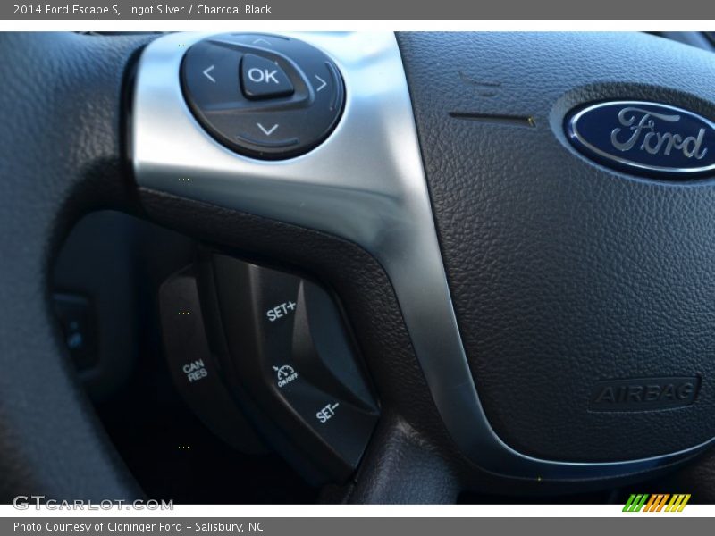 Ingot Silver / Charcoal Black 2014 Ford Escape S