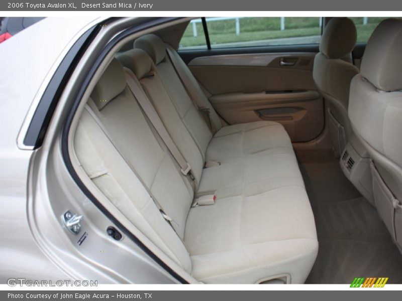 Desert Sand Mica / Ivory 2006 Toyota Avalon XL