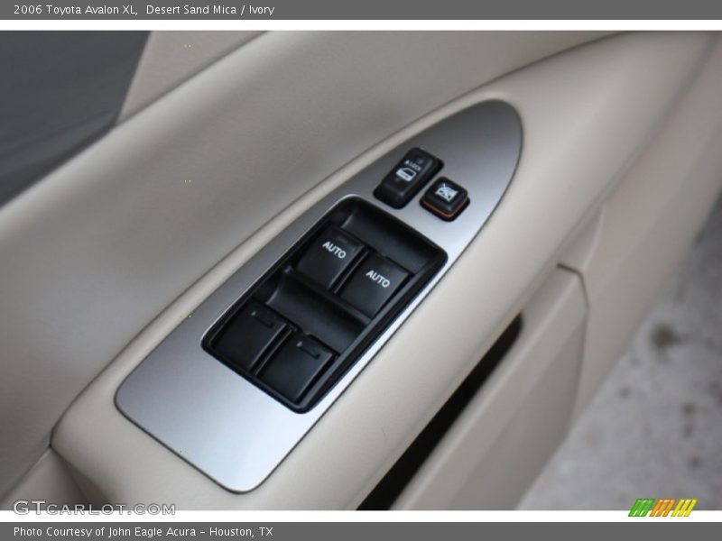 Desert Sand Mica / Ivory 2006 Toyota Avalon XL