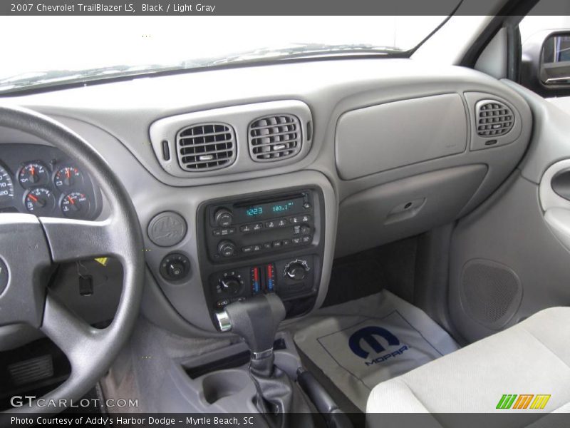 Black / Light Gray 2007 Chevrolet TrailBlazer LS