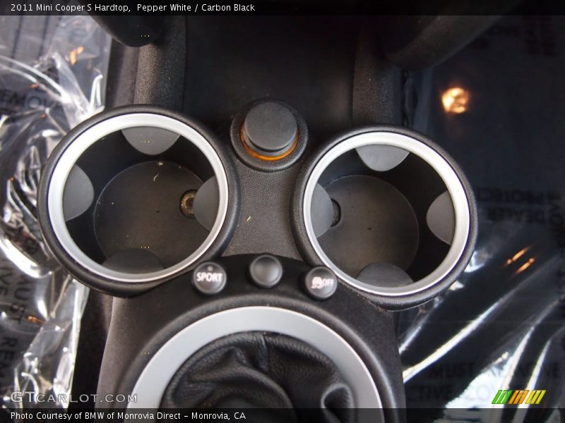 Pepper White / Carbon Black 2011 Mini Cooper S Hardtop