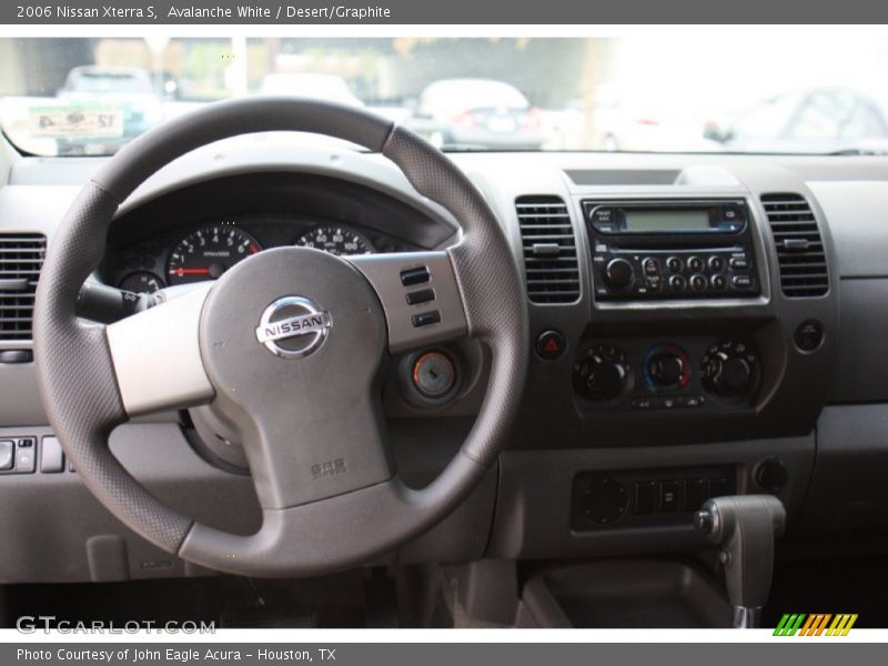 Avalanche White / Desert/Graphite 2006 Nissan Xterra S