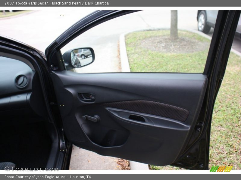 Black Sand Pearl / Dark Charcoal 2007 Toyota Yaris Sedan