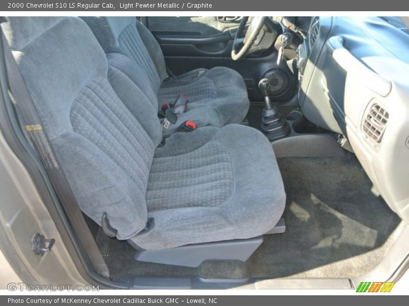 Light Pewter Metallic / Graphite 2000 Chevrolet S10 LS Regular Cab