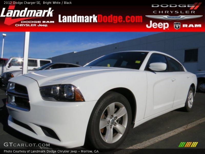 Bright White / Black 2012 Dodge Charger SE