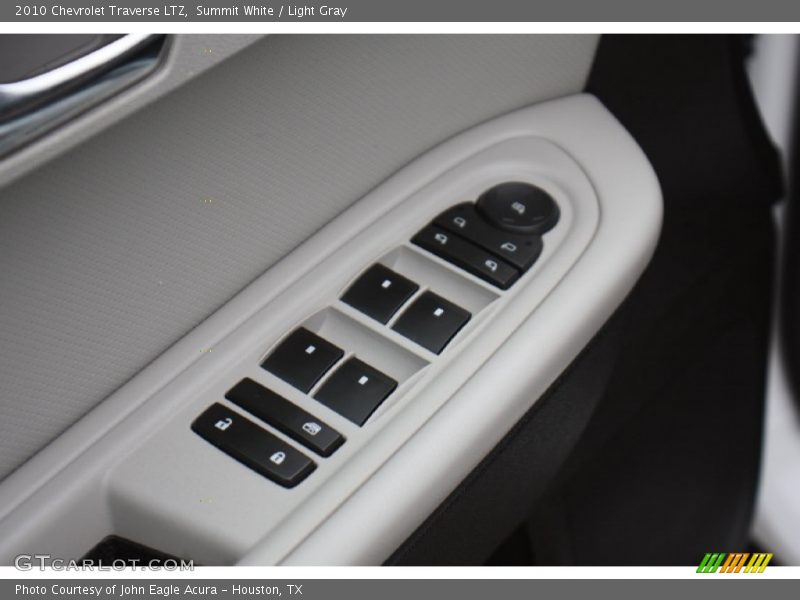 Summit White / Light Gray 2010 Chevrolet Traverse LTZ