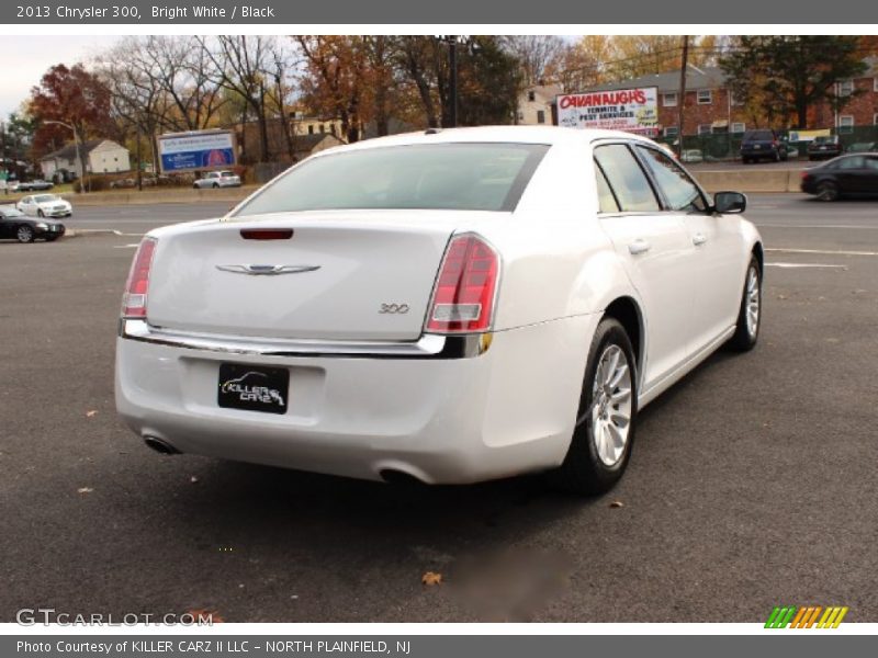 Bright White / Black 2013 Chrysler 300
