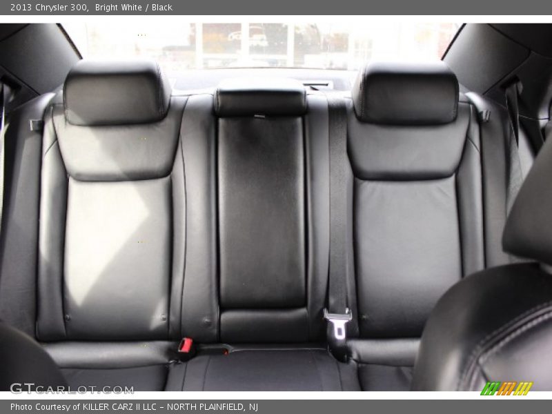 Bright White / Black 2013 Chrysler 300
