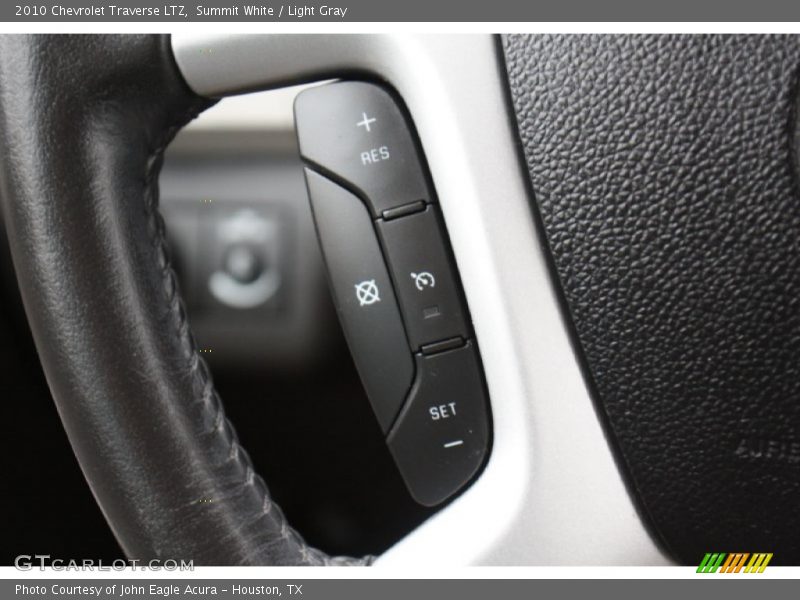 Summit White / Light Gray 2010 Chevrolet Traverse LTZ