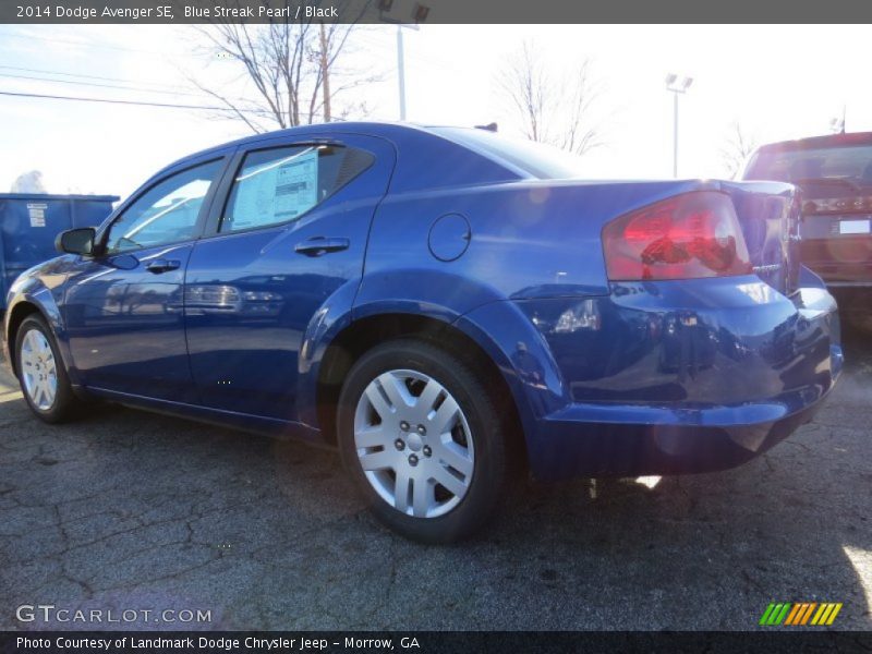 Blue Streak Pearl / Black 2014 Dodge Avenger SE