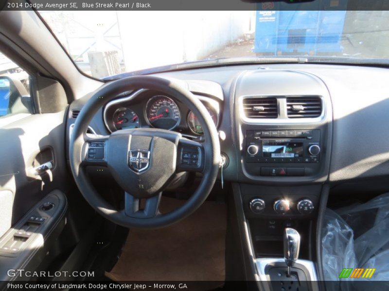 Blue Streak Pearl / Black 2014 Dodge Avenger SE