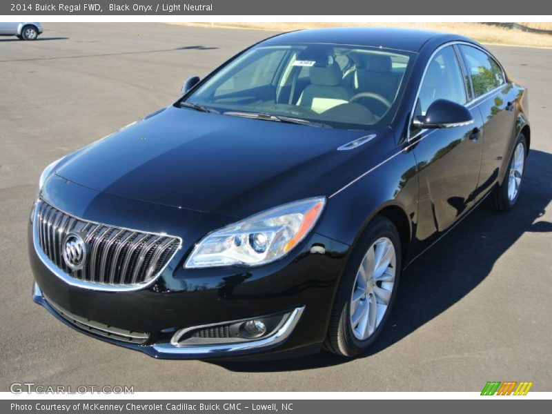 Black Onyx / Light Neutral 2014 Buick Regal FWD