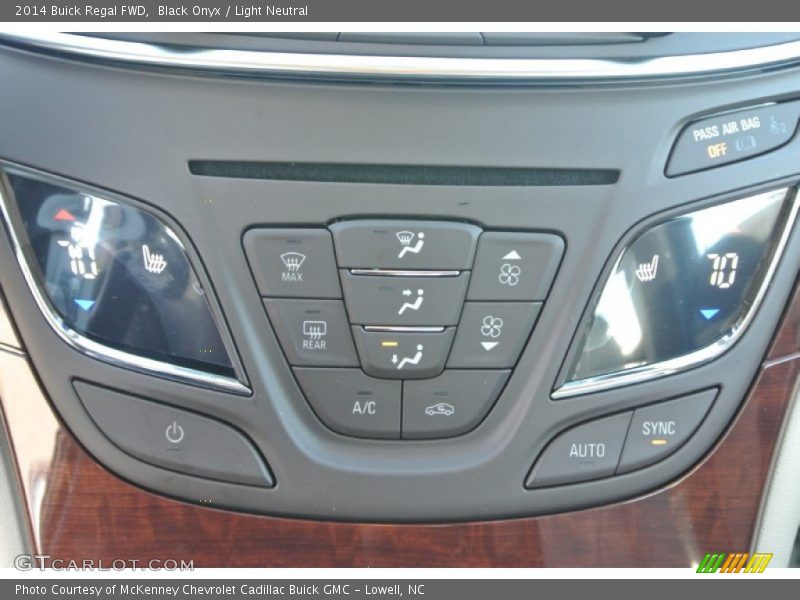 Controls of 2014 Regal FWD