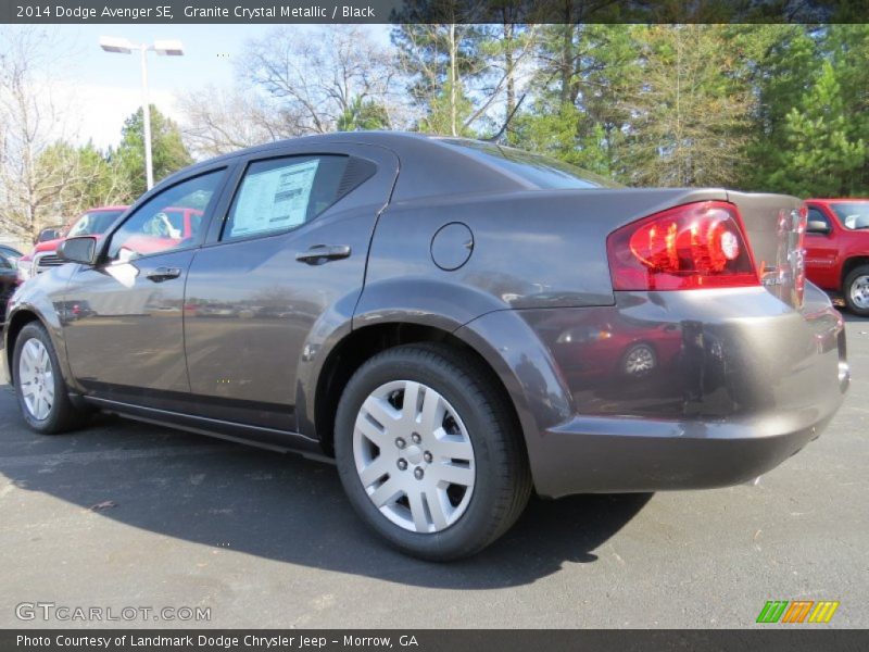 Granite Crystal Metallic / Black 2014 Dodge Avenger SE