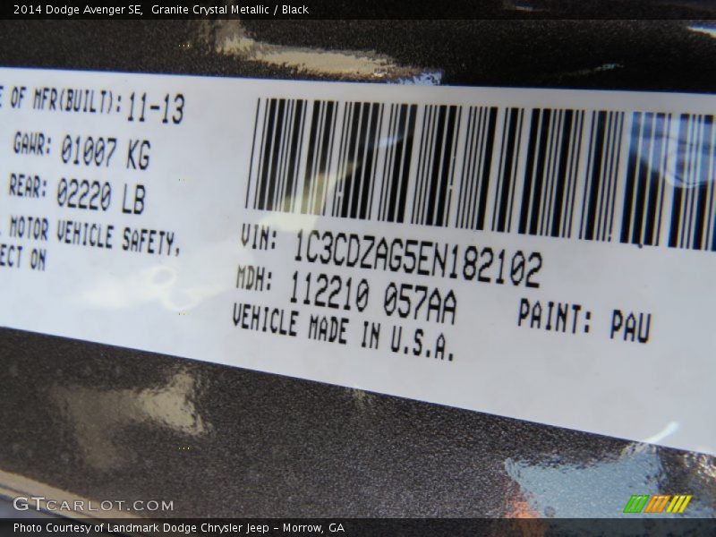 Granite Crystal Metallic / Black 2014 Dodge Avenger SE
