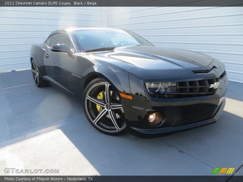Front 3/4 View of 2011 Camaro SS/RS Coupe