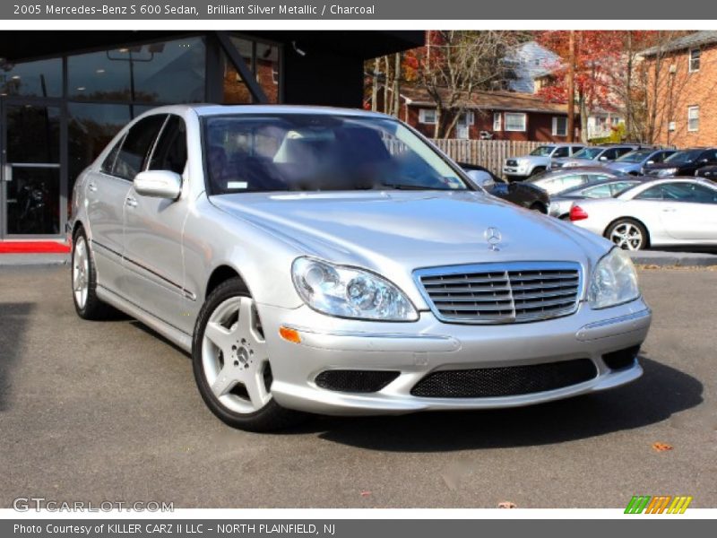 Front 3/4 View of 2005 S 600 Sedan