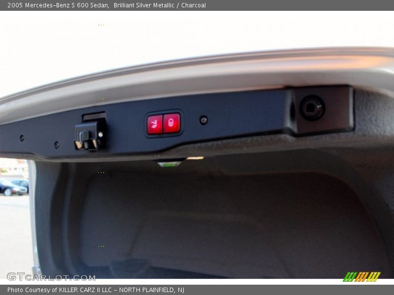 Brilliant Silver Metallic / Charcoal 2005 Mercedes-Benz S 600 Sedan
