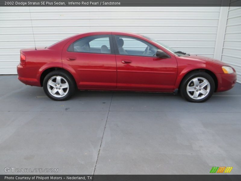 Inferno Red Pearl / Sandstone 2002 Dodge Stratus SE Plus Sedan