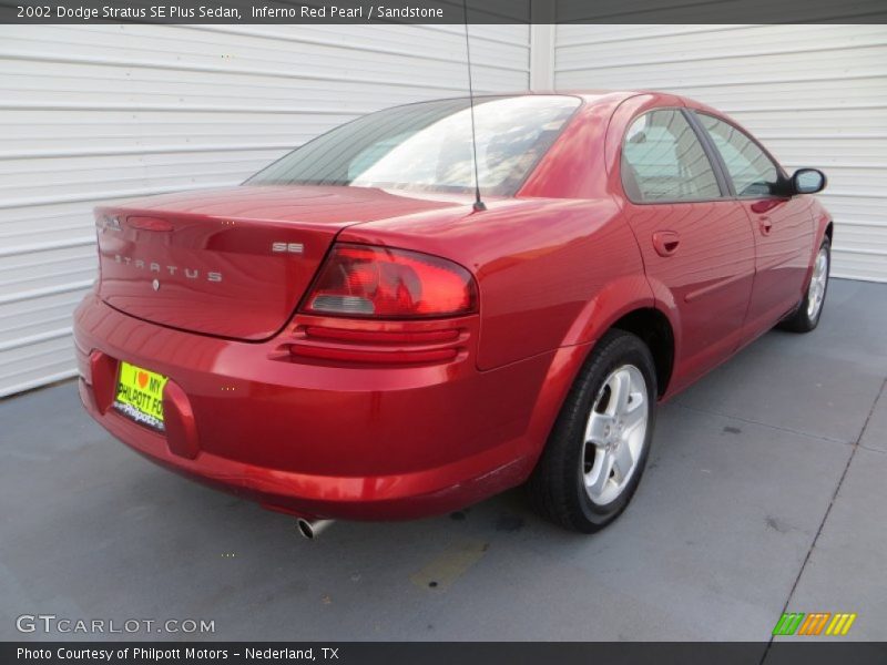 Inferno Red Pearl / Sandstone 2002 Dodge Stratus SE Plus Sedan