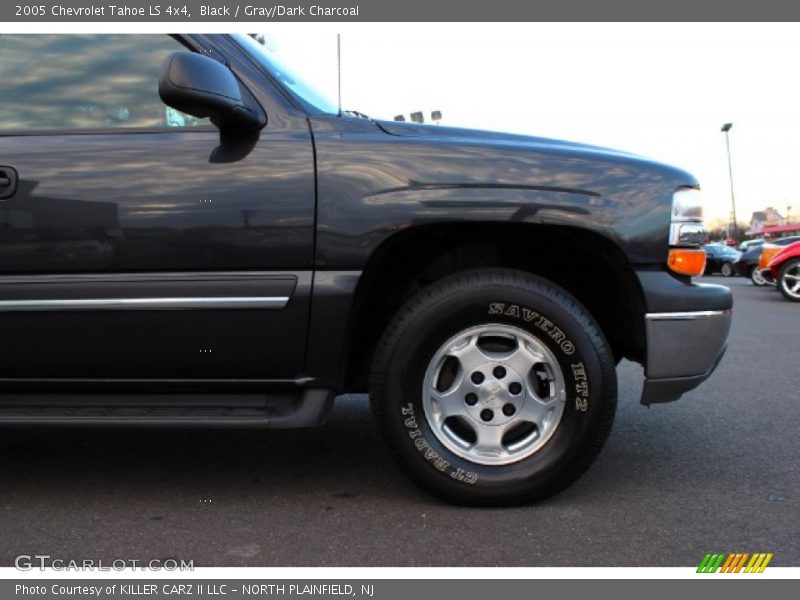 Black / Gray/Dark Charcoal 2005 Chevrolet Tahoe LS 4x4