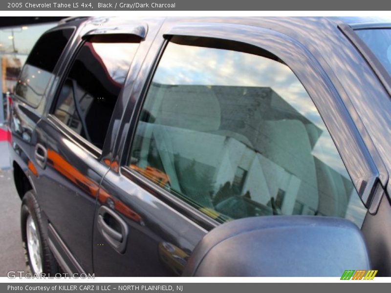 Black / Gray/Dark Charcoal 2005 Chevrolet Tahoe LS 4x4