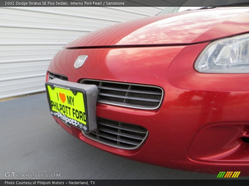 Inferno Red Pearl / Sandstone 2002 Dodge Stratus SE Plus Sedan