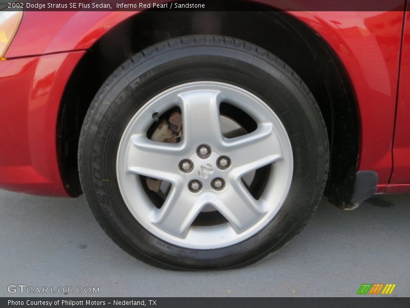 Inferno Red Pearl / Sandstone 2002 Dodge Stratus SE Plus Sedan