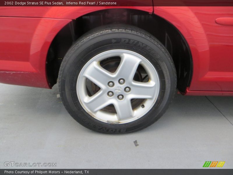 Inferno Red Pearl / Sandstone 2002 Dodge Stratus SE Plus Sedan