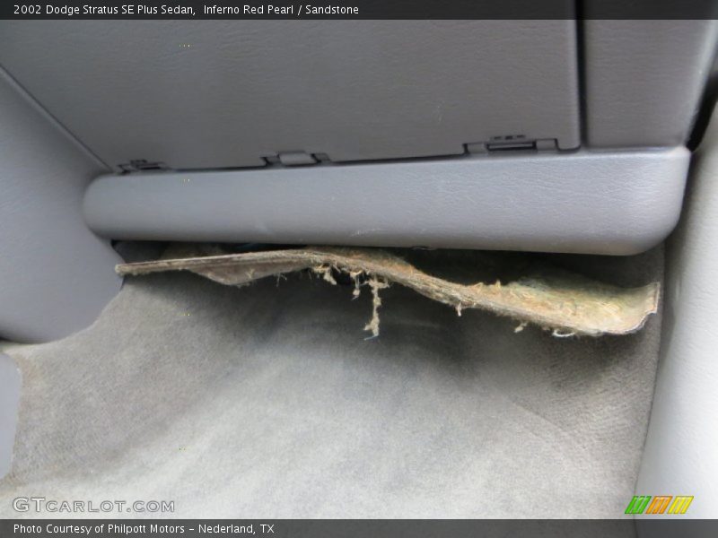 Inferno Red Pearl / Sandstone 2002 Dodge Stratus SE Plus Sedan
