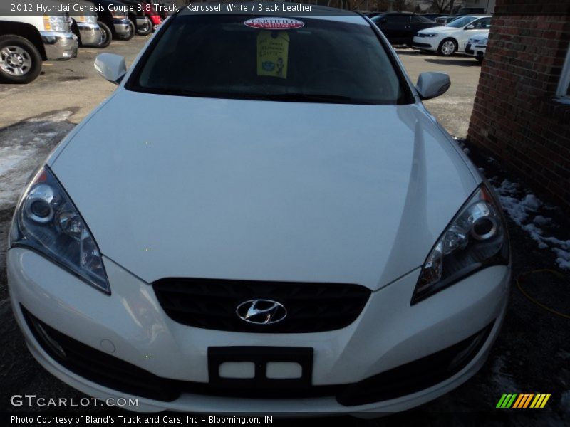 Karussell White / Black Leather 2012 Hyundai Genesis Coupe 3.8 Track