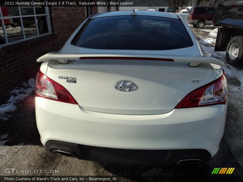 Karussell White / Black Leather 2012 Hyundai Genesis Coupe 3.8 Track