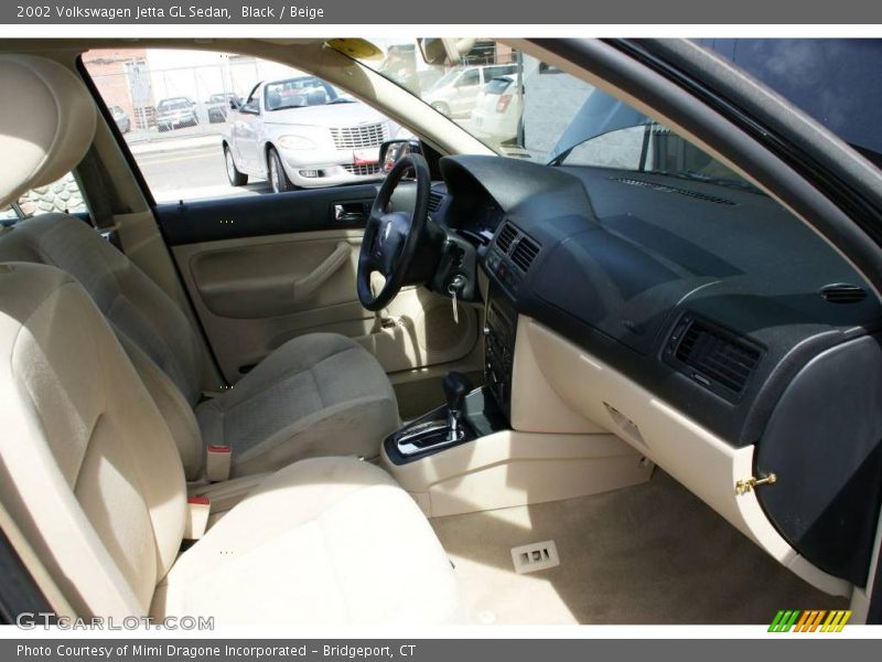 Black / Beige 2002 Volkswagen Jetta GL Sedan